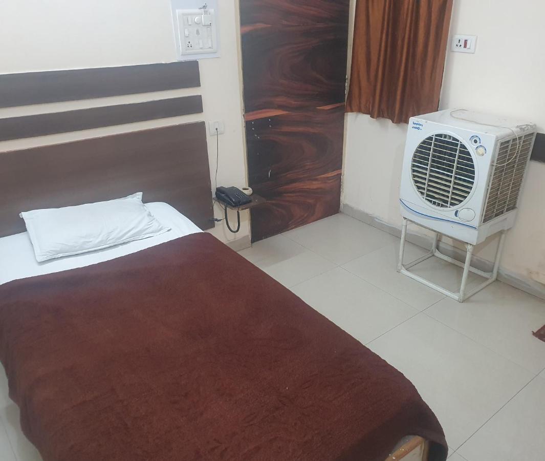 Hotel Anmol Ambikapur Экстерьер фото