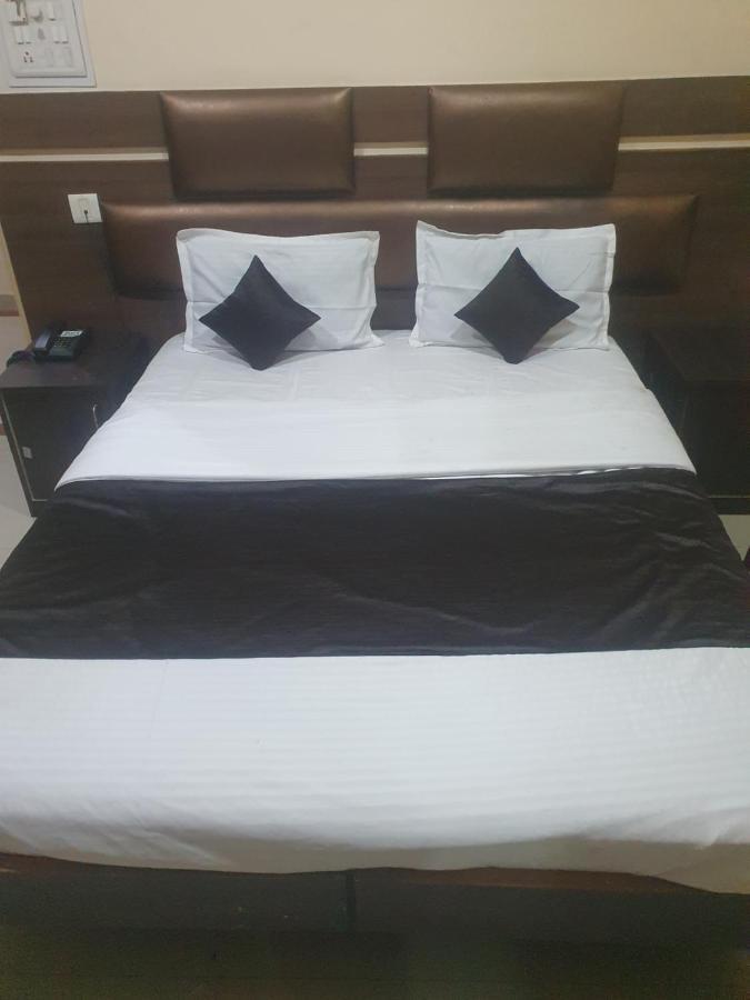 Hotel Anmol Ambikapur Экстерьер фото